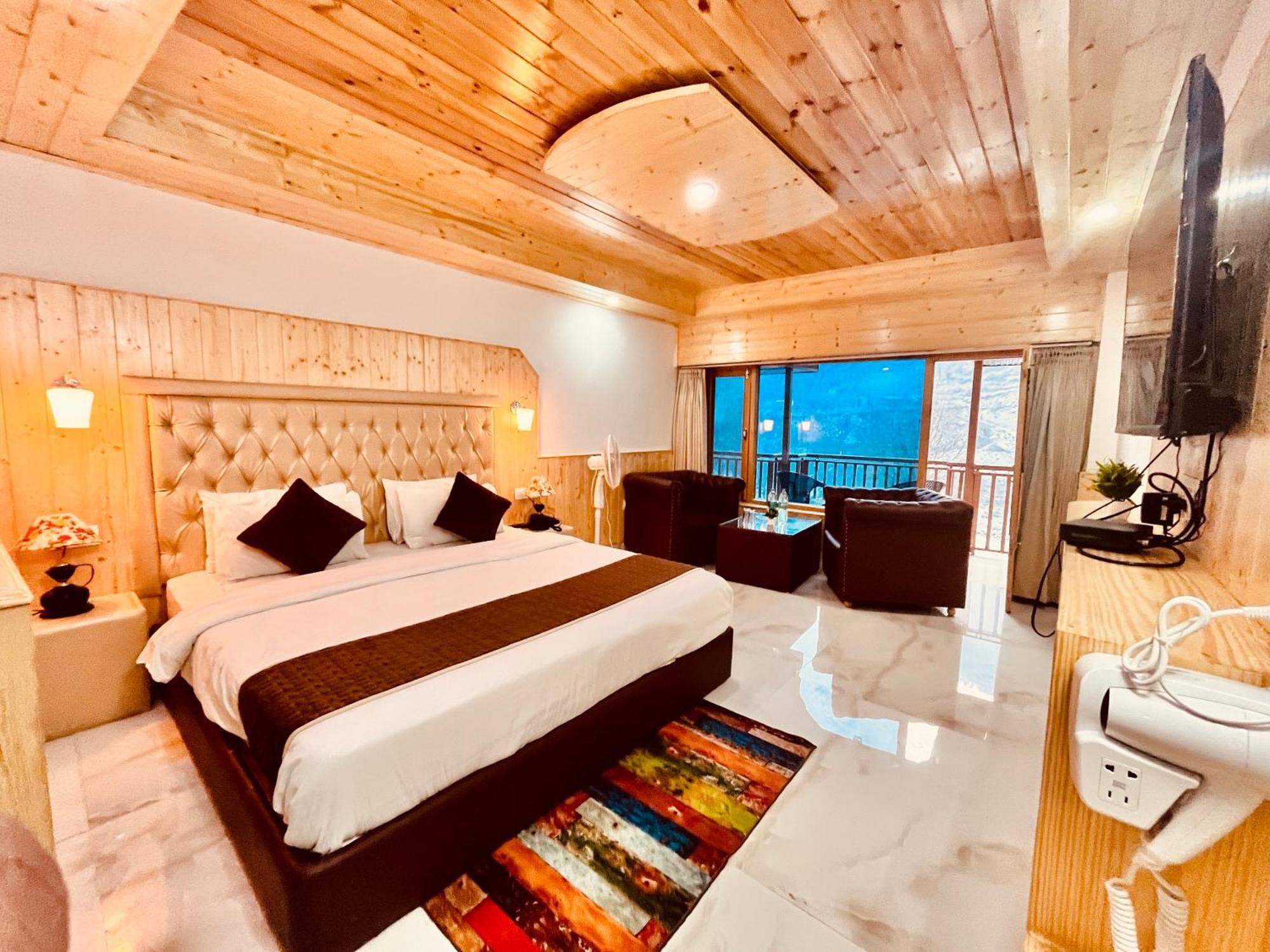 Himalayan Village Resort, Manali Exteriör bild